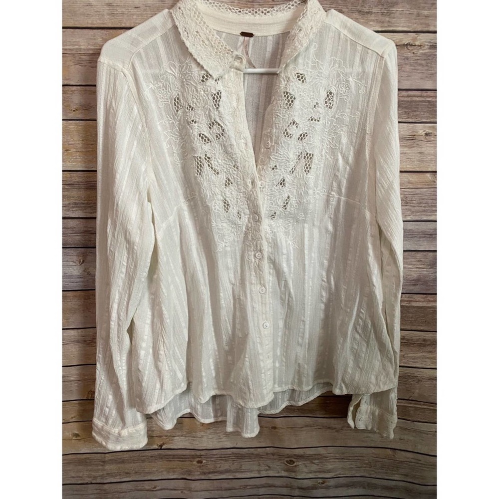 Free People White Lace Collar Button Up Size Small